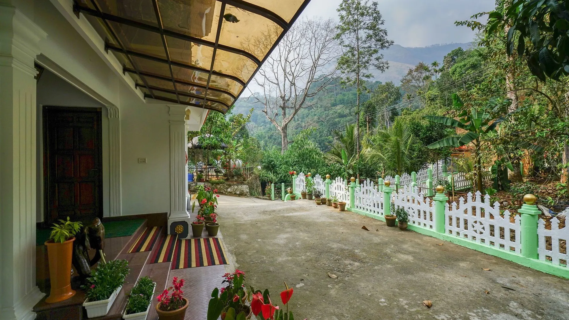 Oyo 12026 Planter'S Villa Munnar